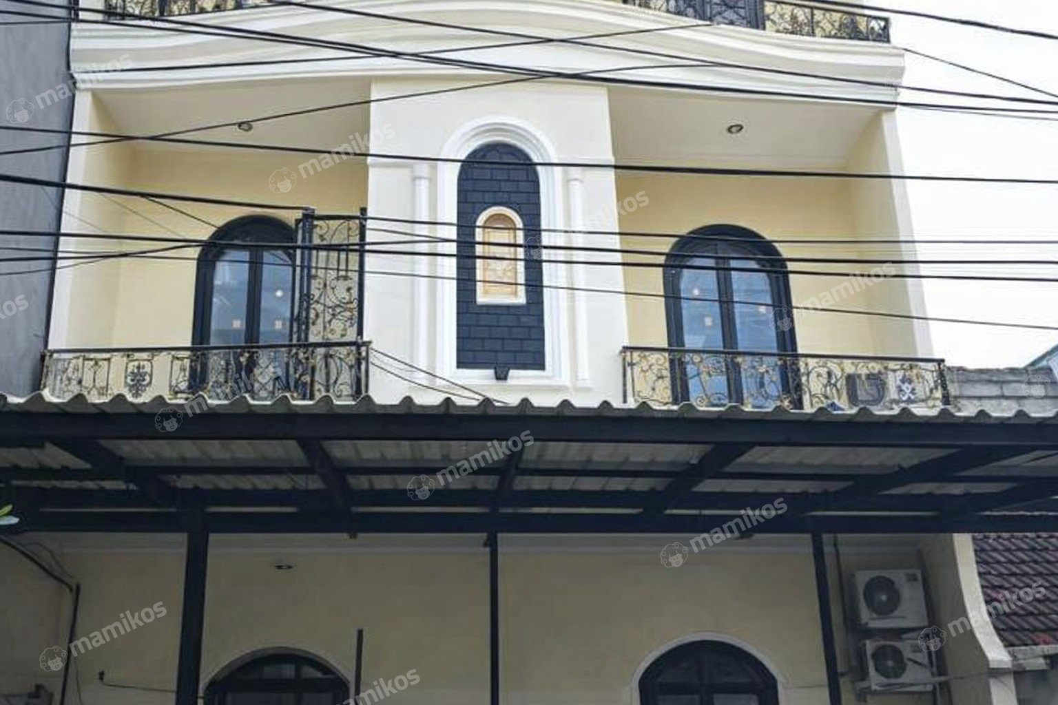 Rumah Sertifikat SHM 6 Kamar Tidur 5 Kamar Mandi Kelapa Gading Jakarta Utara