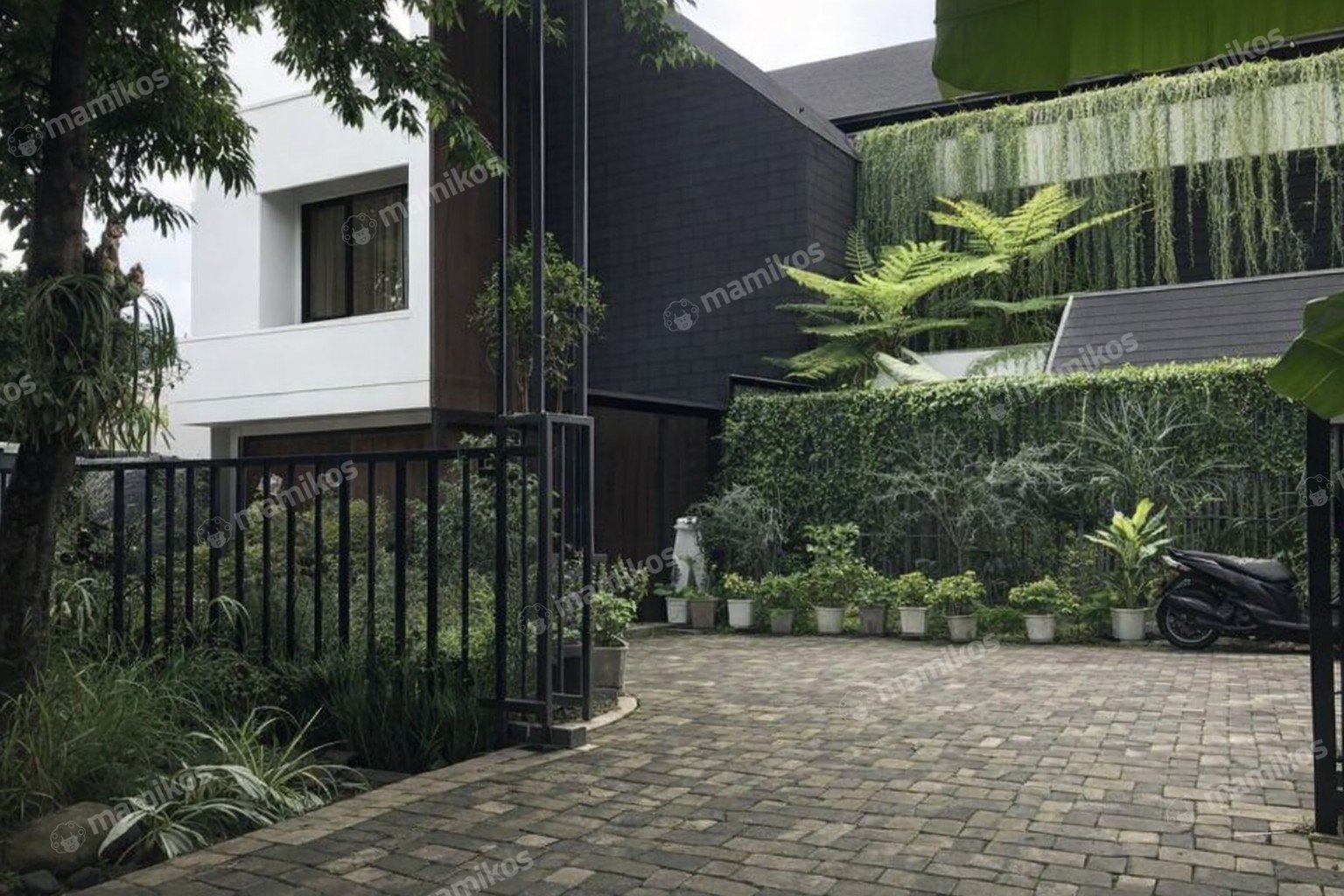 Rumah Baru Sertifikat SHM 4 Kamar Tidur Kebayoran Baru Jakarta Selatan