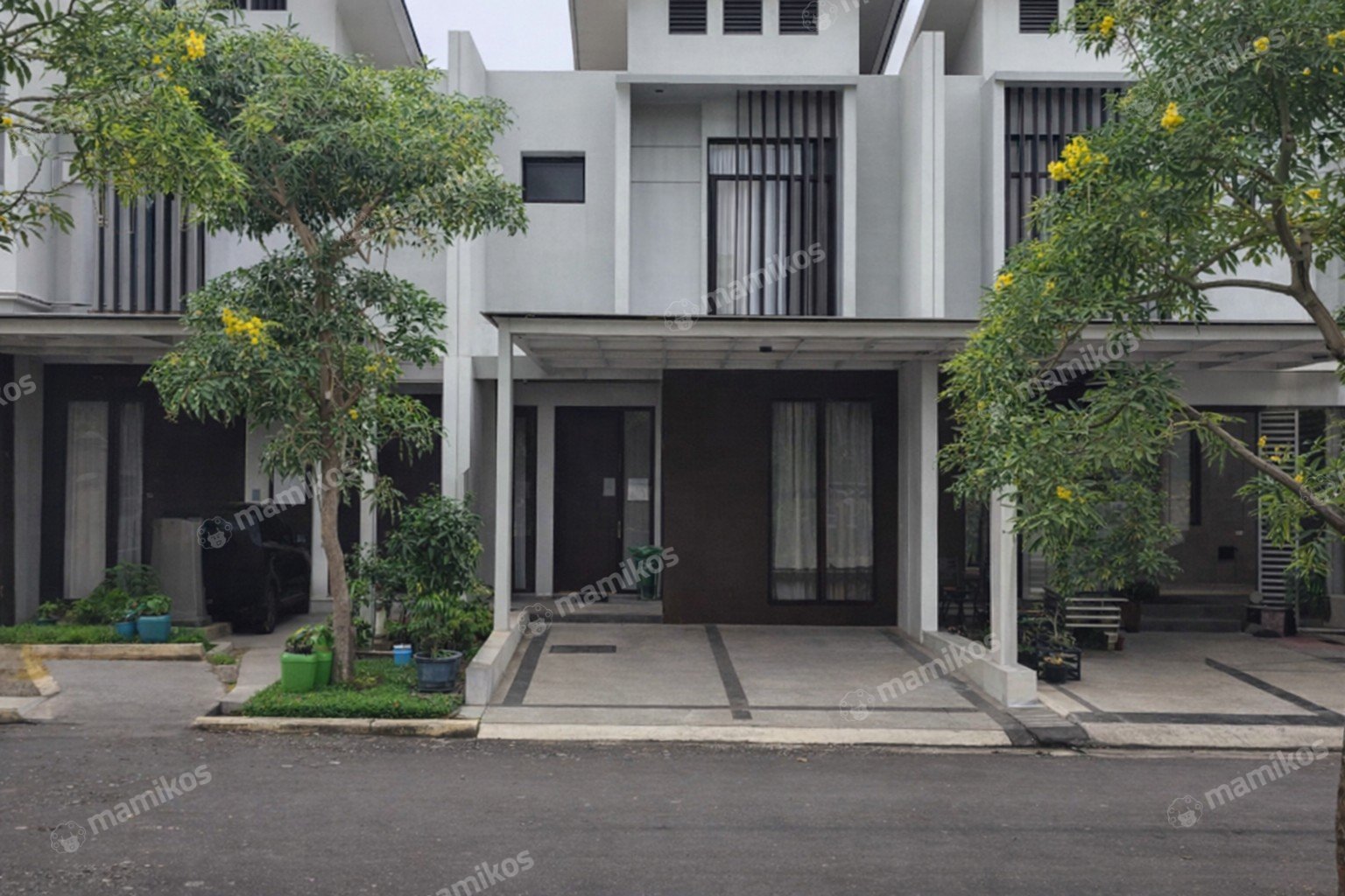 Rumah Sertifikat SHM 4 Kamar Tidur 2 Kamar Mandi Jakarta Garden City Jakarta Timur
