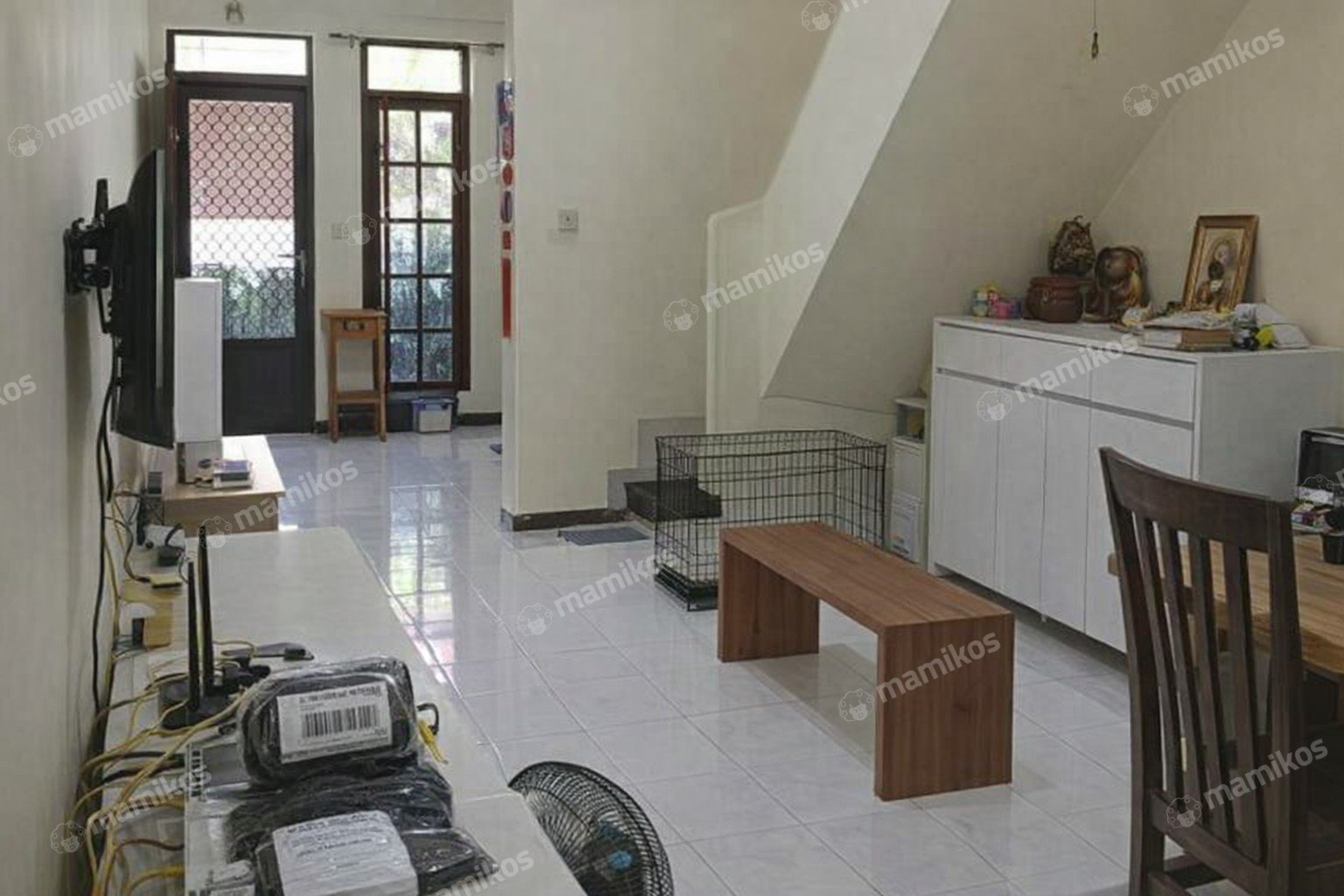 Rumah 3KT 2KM Joglo Jakarta Barat