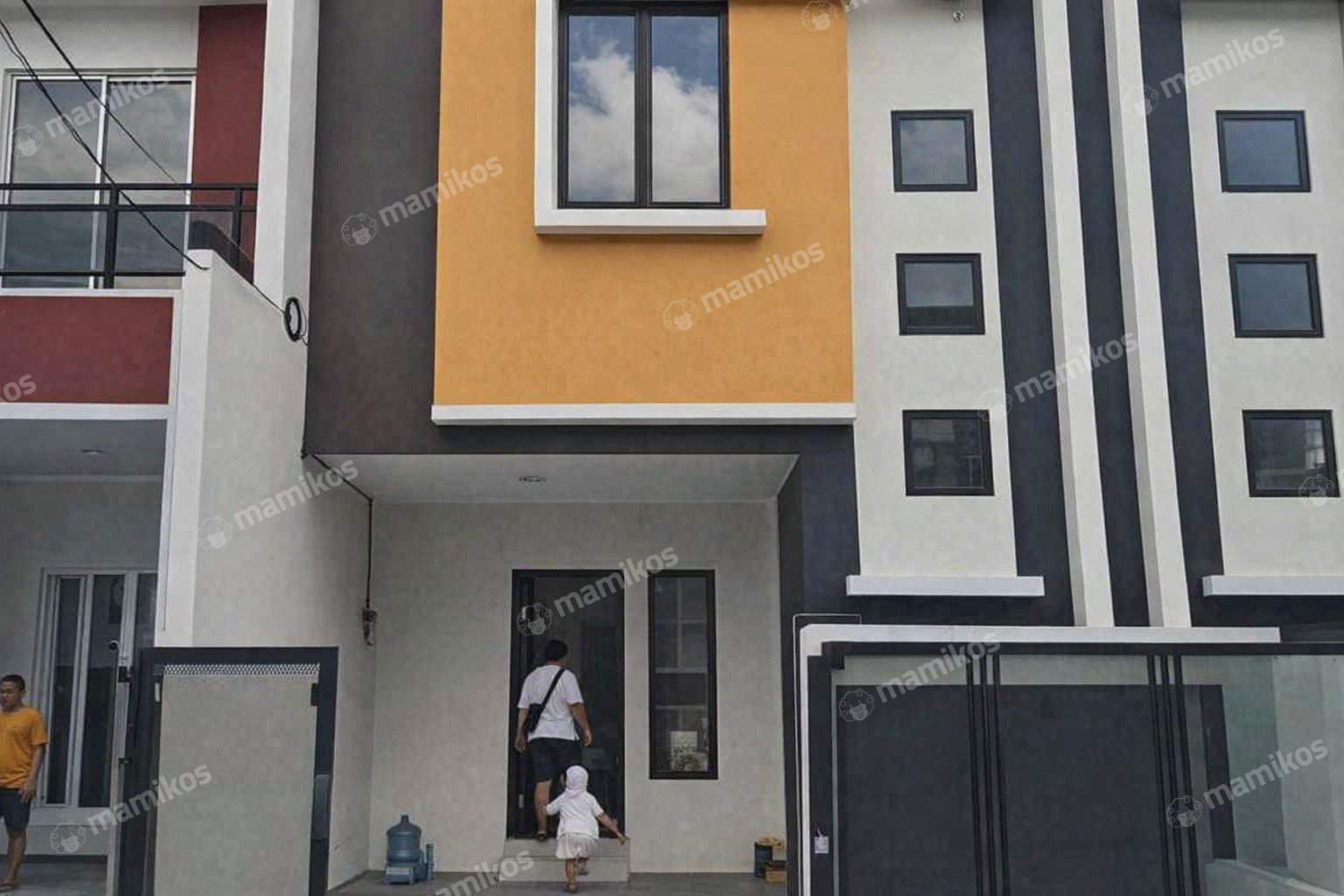 Rumah Sertifikat SHM 3 Kamar Tidur 3 Kamar Mandi Citra Garden Jakarta Barat