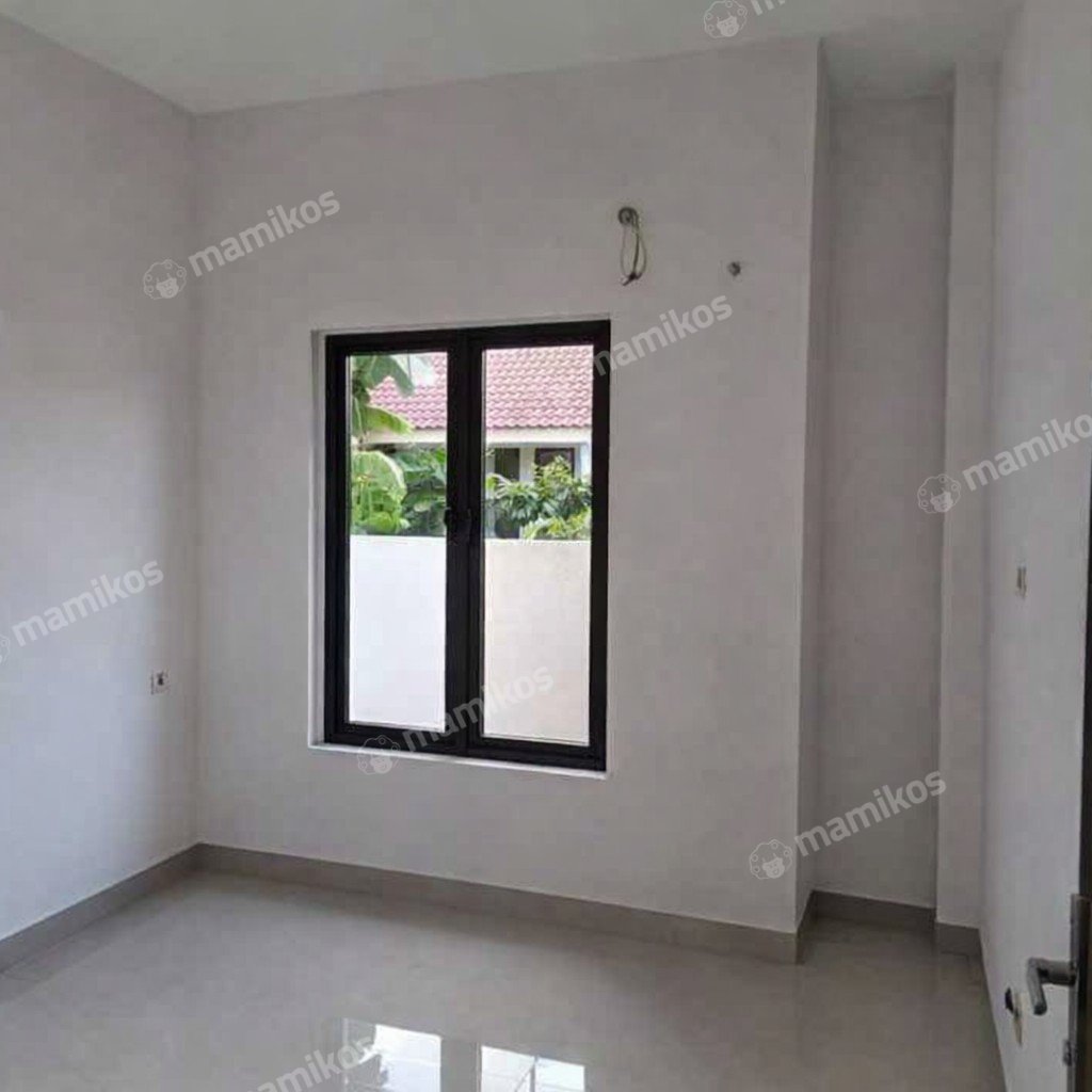 Rumah Sertifikat SHM 3 Kamar Tidur 3 Kamar Mandi Citra Garden Jakarta Barat - Photo 3