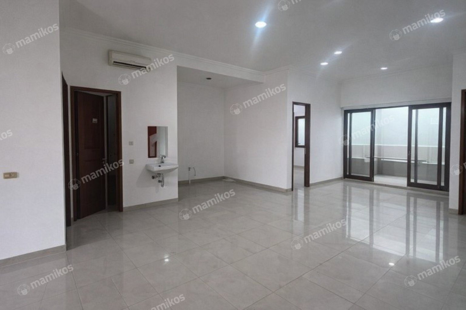 Rumah Sertifikat SHM 3 Kamar Tidur 2 Kamar Mandi Meruya Jakarta Barat