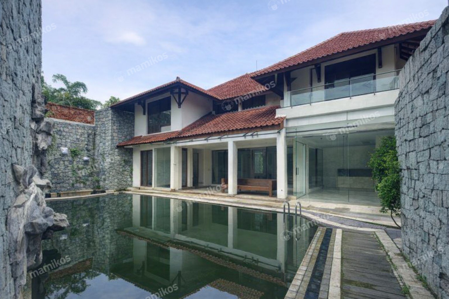 Rumah Sertifikat SHM 5 Kamar Tidur 4 Kamar Mandi Pondok Indah Jakarta Selatan - Photo 3