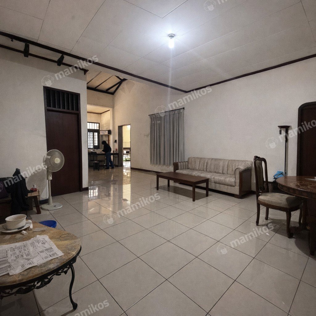 Rumah 4 Kamar Tidur 3 Kamar Mandi 1 Lantai Kedoya Jakarta Barat - Photo 4