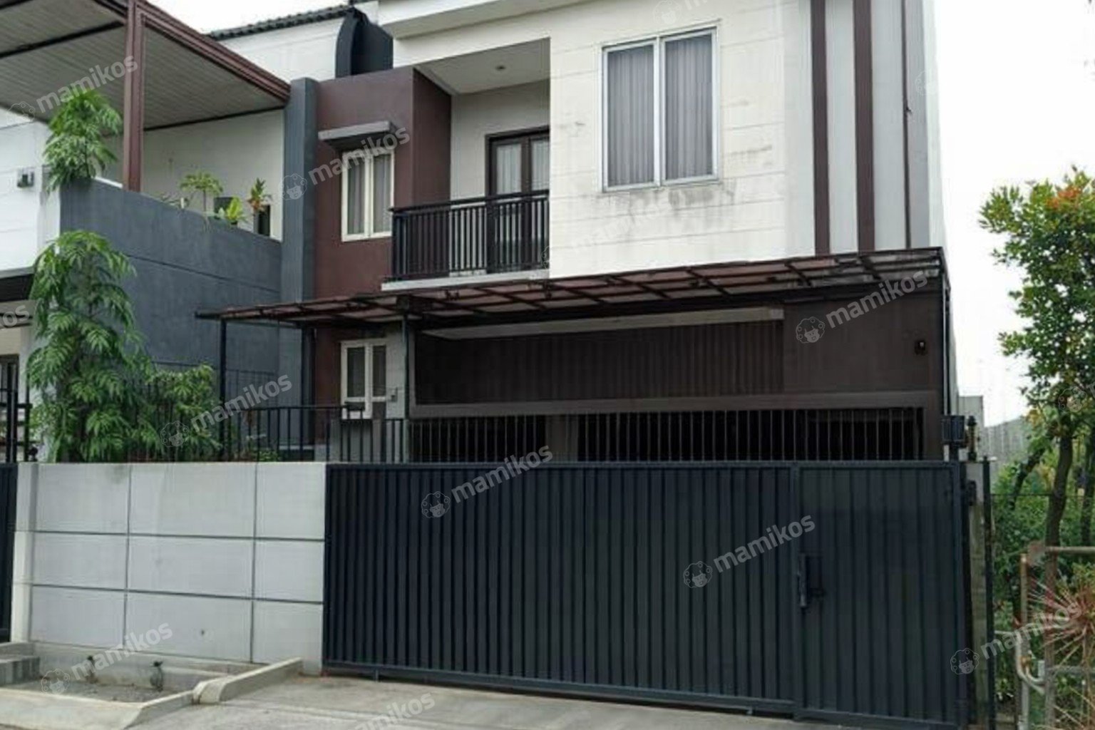 Rumah Sertifikat SHM 3 Kamar Tidur 2 Kamar Mandi Joglo Jakarta Barat