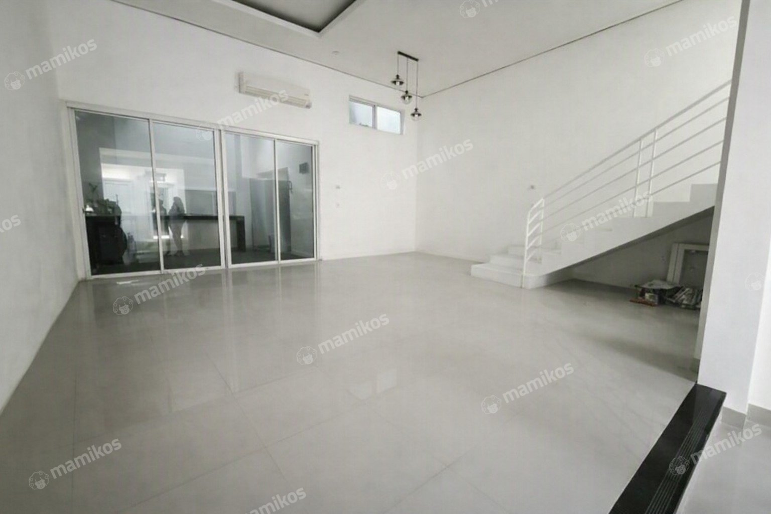Rumah Sertifikat SHM 4 Kamar Tidur 3 Kamar Mandi Cilincing Jakarta Utara - Photo 2