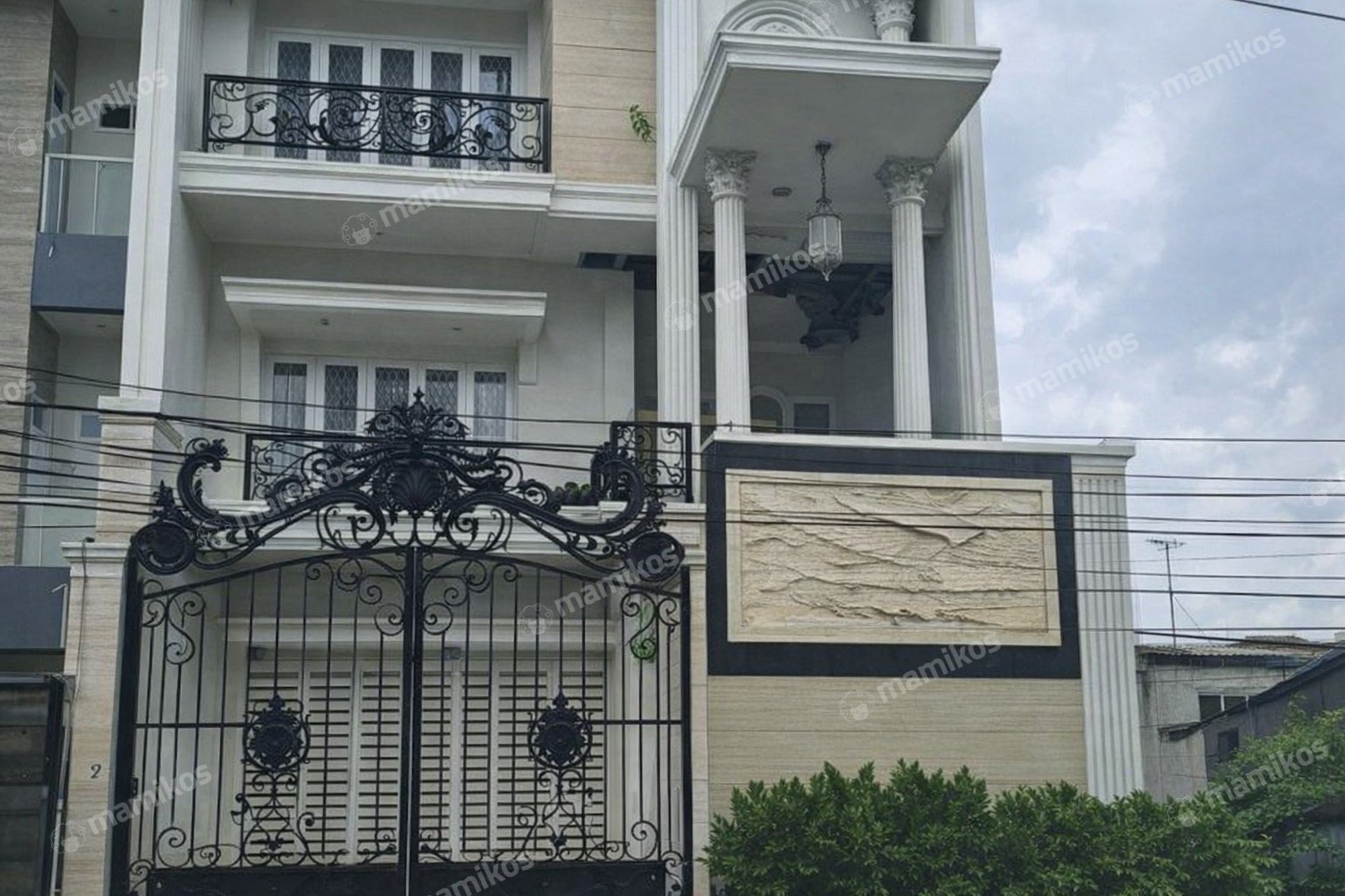 Rumah Sertifikat SHM 4 Kamar Tidur 5 Kamar Mandi Pluit Jakarta Utara