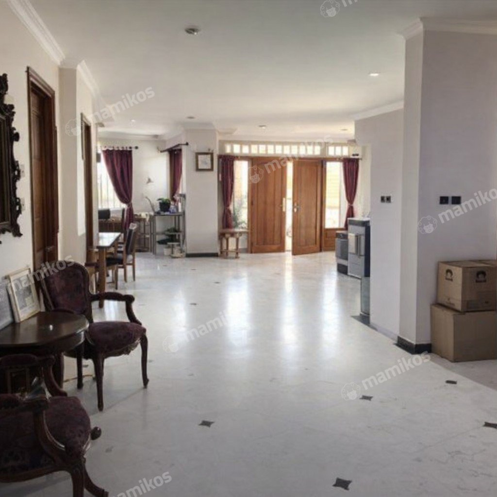 Rumah Sertifikat SHM 4 Kamar Tidur 4 Kamar Mandi Duren Tiga Jakarta Selatan - Photo 2