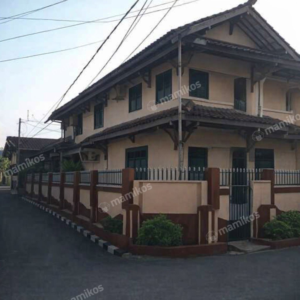 Rumah Sertifikat SHM 6 Kamar Tidur 3 Kamar Mandi Duren Sawit Jakarta Timur - Photo 2