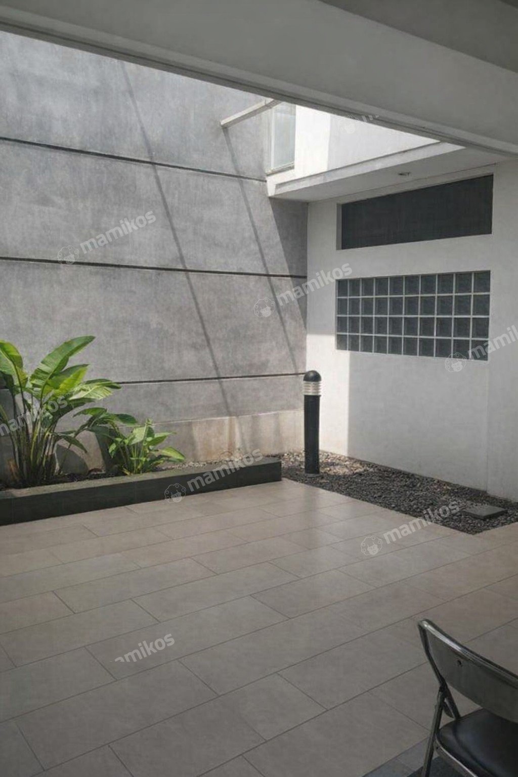 Rumah Sertifikat SHM 4 Kamar Tidur 4 Kamar Mandi Joglo Jakarta Barat - Photo 2