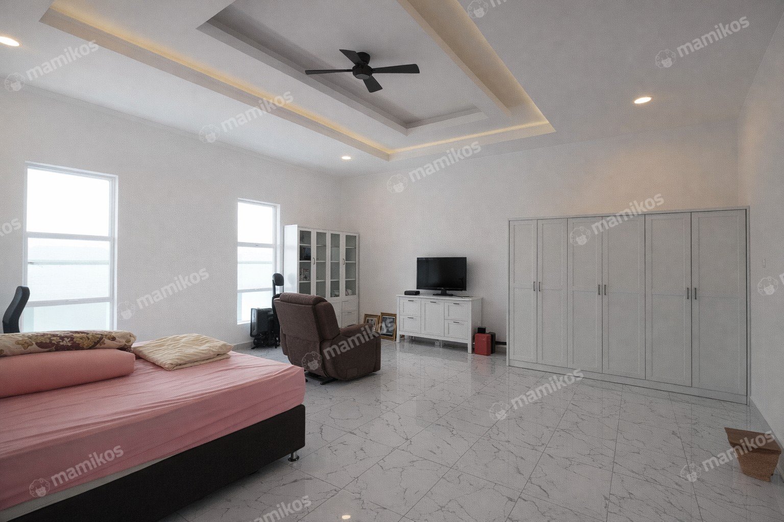 Rumah Sertifikat SHM 7 Kamar Tidur 3 Kamar Mandi Duri Kosambi Jakarta Barat - Photo 3