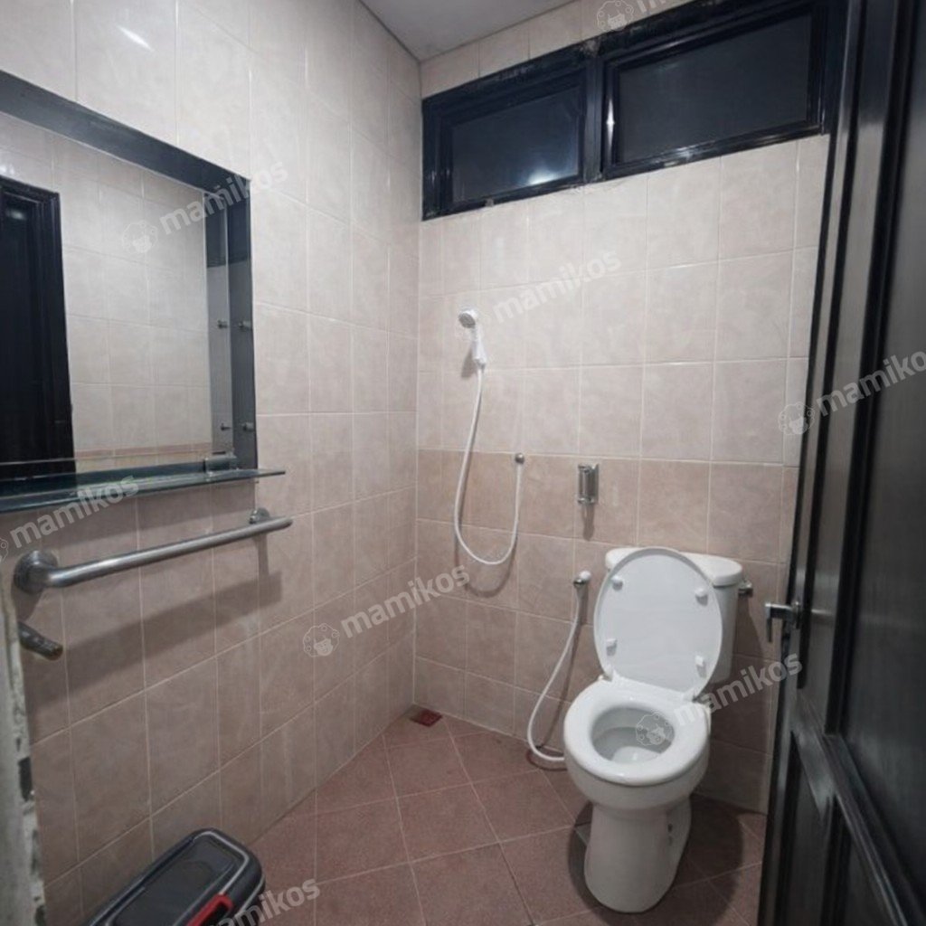 Rumah Sertifikat SHM 4 Kamar Tidur 3 Kamar Mandi Cakung Jakarta Timur - Photo 4