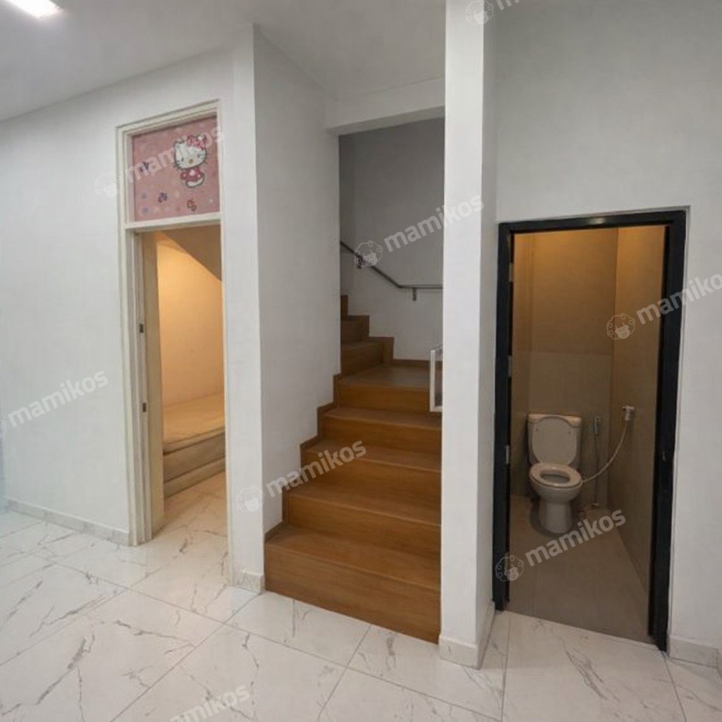 Rumah Sertifikat SHM 3 Kamar Tidur 2 Kamar Mandi Taman Surya Jakarta Barat - Photo 3