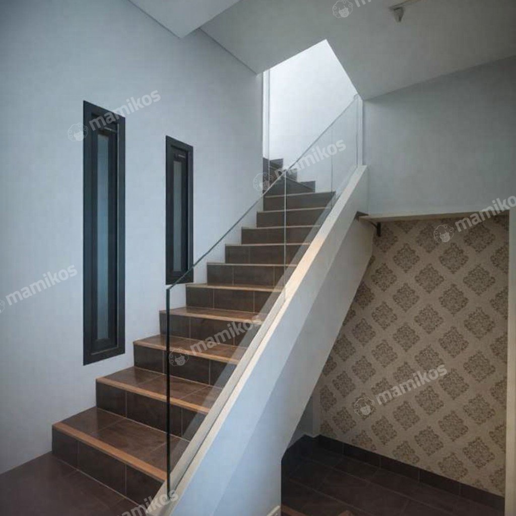 Rumah Sertifikat SHM 5 Kamar Tidur 5 Kamar Mandi Daan Mogot Jakarta Barat - Photo 5