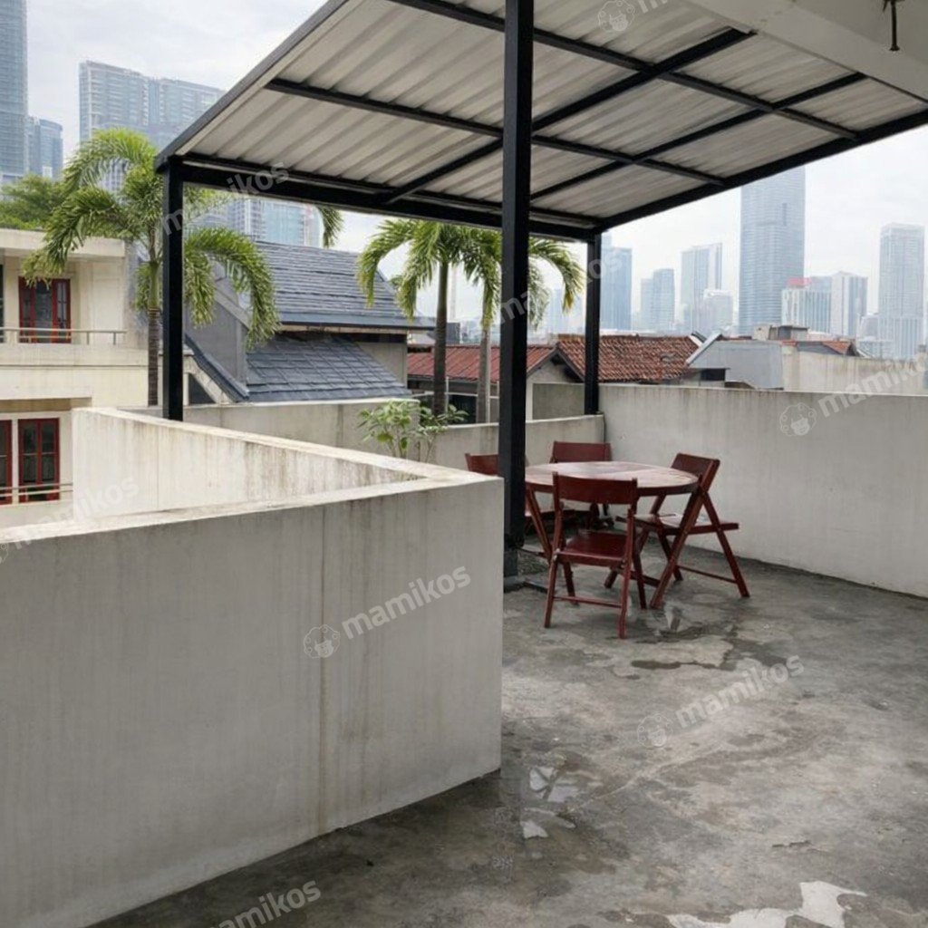 Rumah Sertifikat SHM 4 Kamar Tidur 2 Kamar Mandi Menteng Dalam Jakarta Selatan - Photo 4