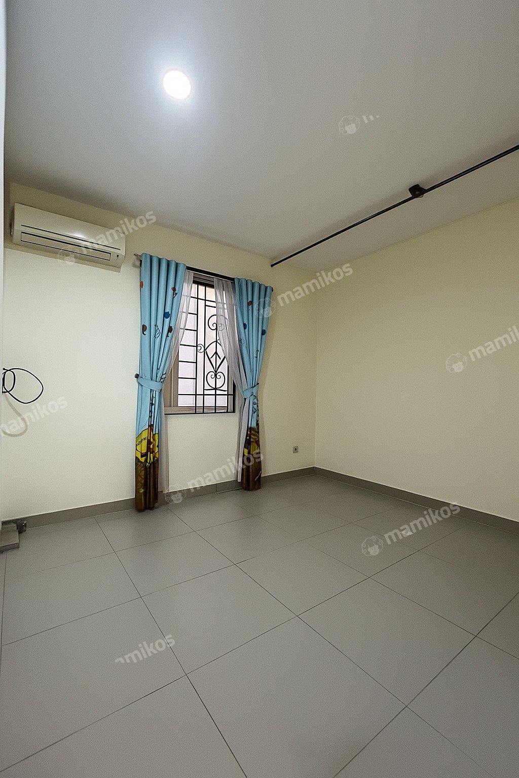 Rumah Sertifikat SHM 4 Kamar Tidur 3 Kamar Mandi Cengkareng Jakarta Barat - Photo 3