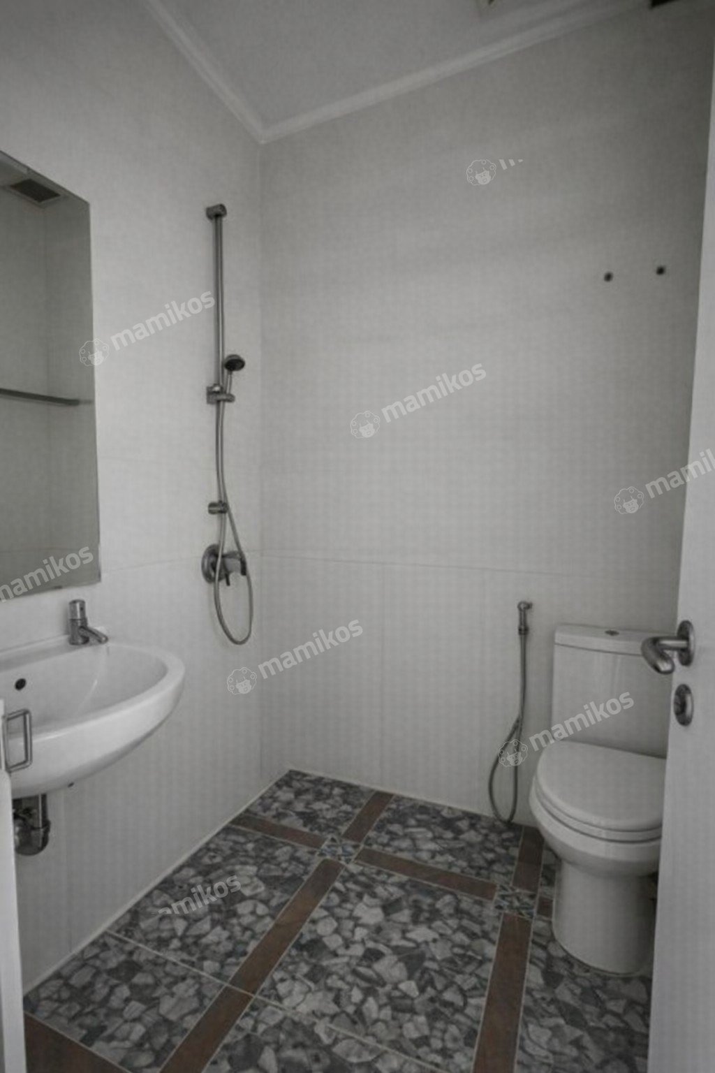 Rumah Sertifikat SHM 4 Kamar Tidur 3 Kamar Mandi Cengkareng Jakarta Barat - Photo 4