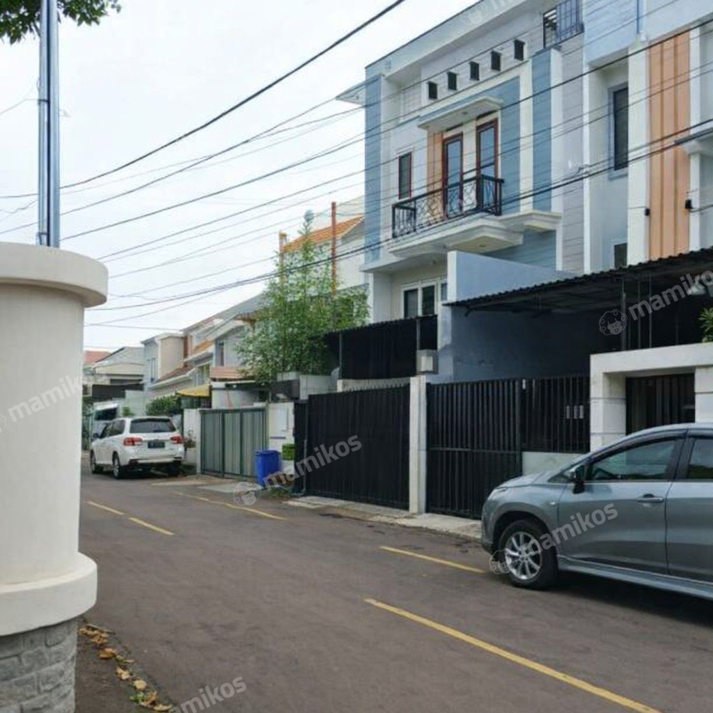 Rumah Sertifikat SHM 7 Kamar Tidur 7 Kamar Mandi Palmerah Jakarta Barat - Photo 2