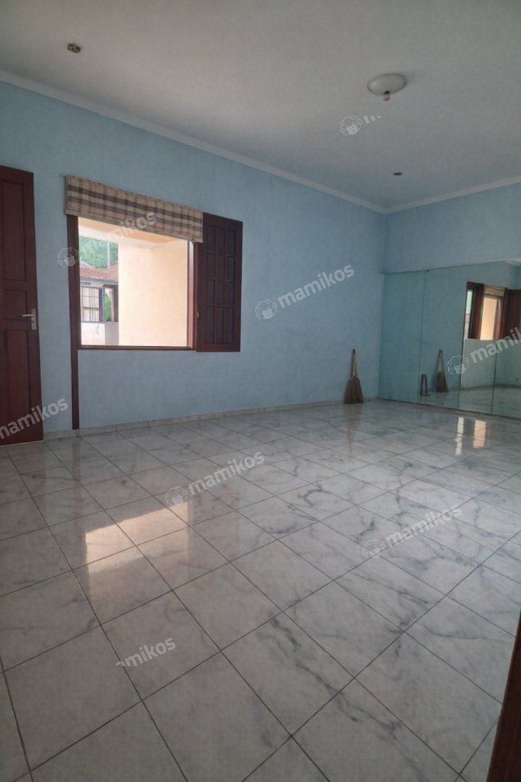 Rumah Sertifikat SHM 6 Kamar Tidur 5 Kamar Mandi Cilandak Jakarta Selatan - Photo 3