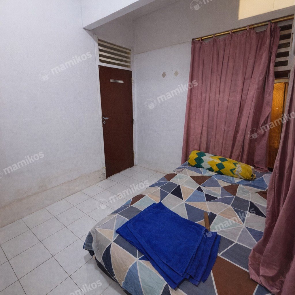 Rumah Sertifikat SHM 5 Kamar Tidur 3 Kamar Mandi Matraman Jakarta Timur - Photo 5