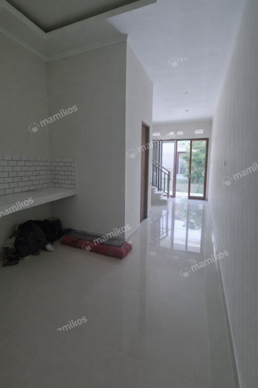 Rumah Sertifikat SHM 3 Kamar Tidur 3 Kamar Mandi Taman Cosmos Jakarta Barat - Photo 4