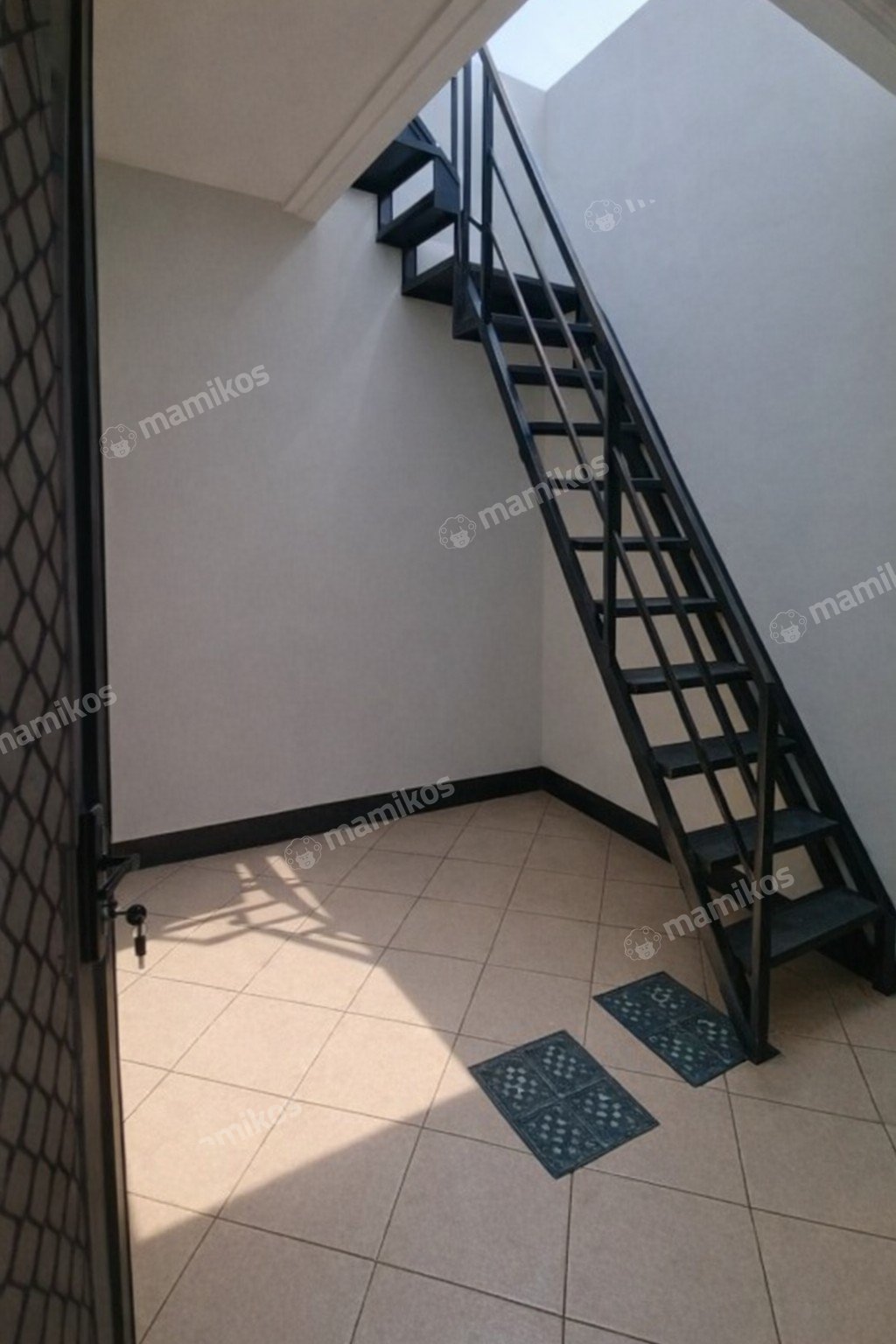 Rumah Sertifikat SHM 3 Kamar Tidur 3 Kamar Mandi Taman Cosmos Jakarta Barat - Photo 5