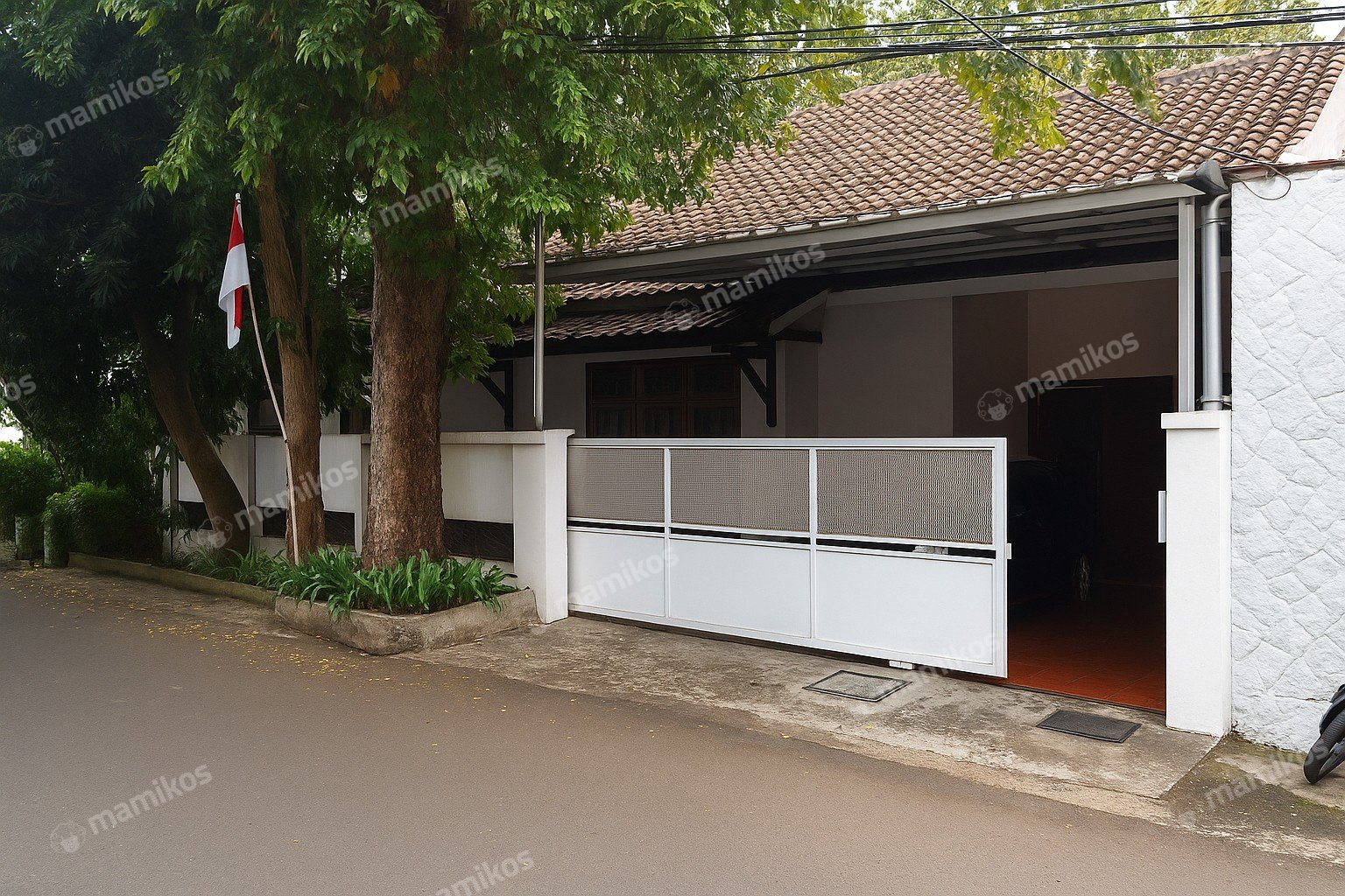 Rumah Sertifikat SHM 5 Kamar Tidur 5 Kamar Mandi Gandaria Jakarta Selatan - Photo 5