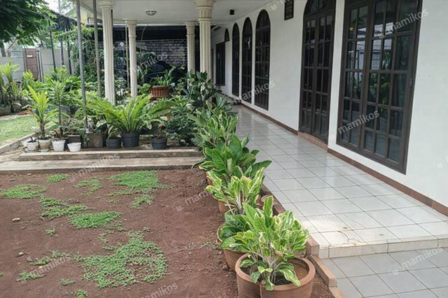 Rumah Sertifikat SHM 6 Kamar Tidur 3 Kamar Mandi Mampang Prapatan Jakarta Selatan