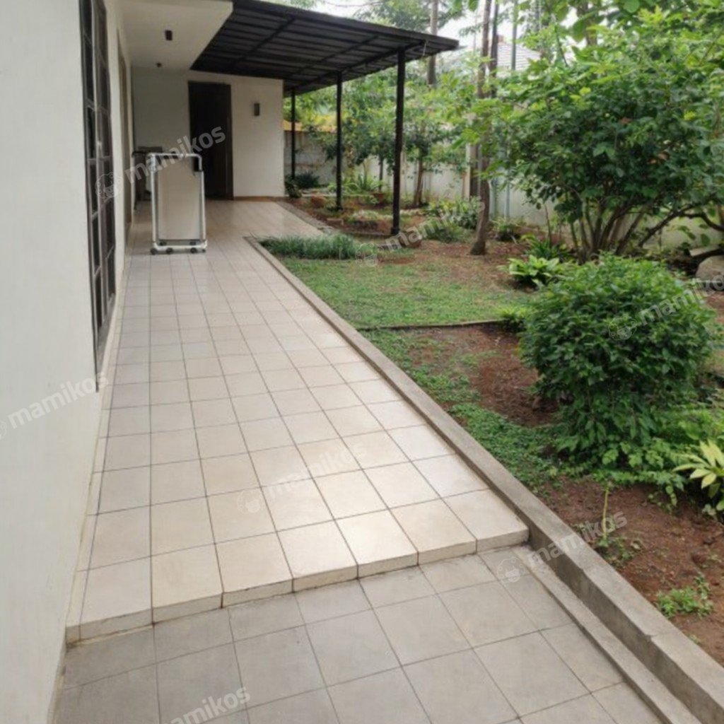 Rumah Sertifikat SHM 6 Kamar Tidur 3 Kamar Mandi Mampang Prapatan Jakarta Selatan - Photo 2