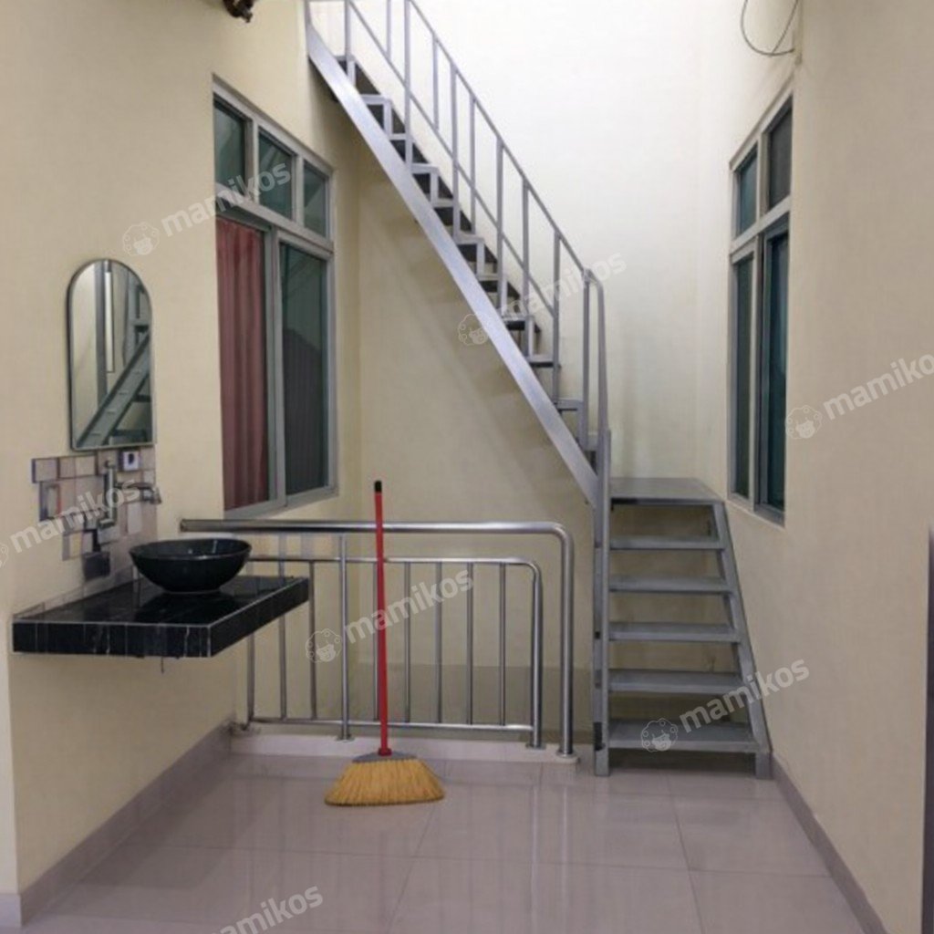 Rumah Sertifikat SHM 4 Kamar Tidur 3 Kamar Mandi Duri Kosambi Jakarta Barat - Photo 2