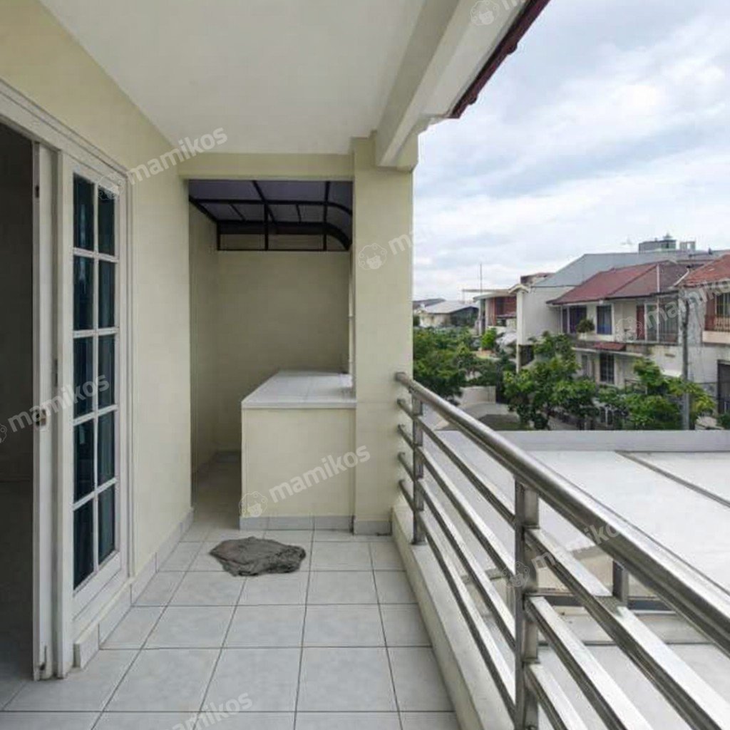 Rumah Sertifikat SHM 4 Kamar Tidur 4 Kamar Mandi Pantai Indah Kapuk Jakarta Utara - Photo 3