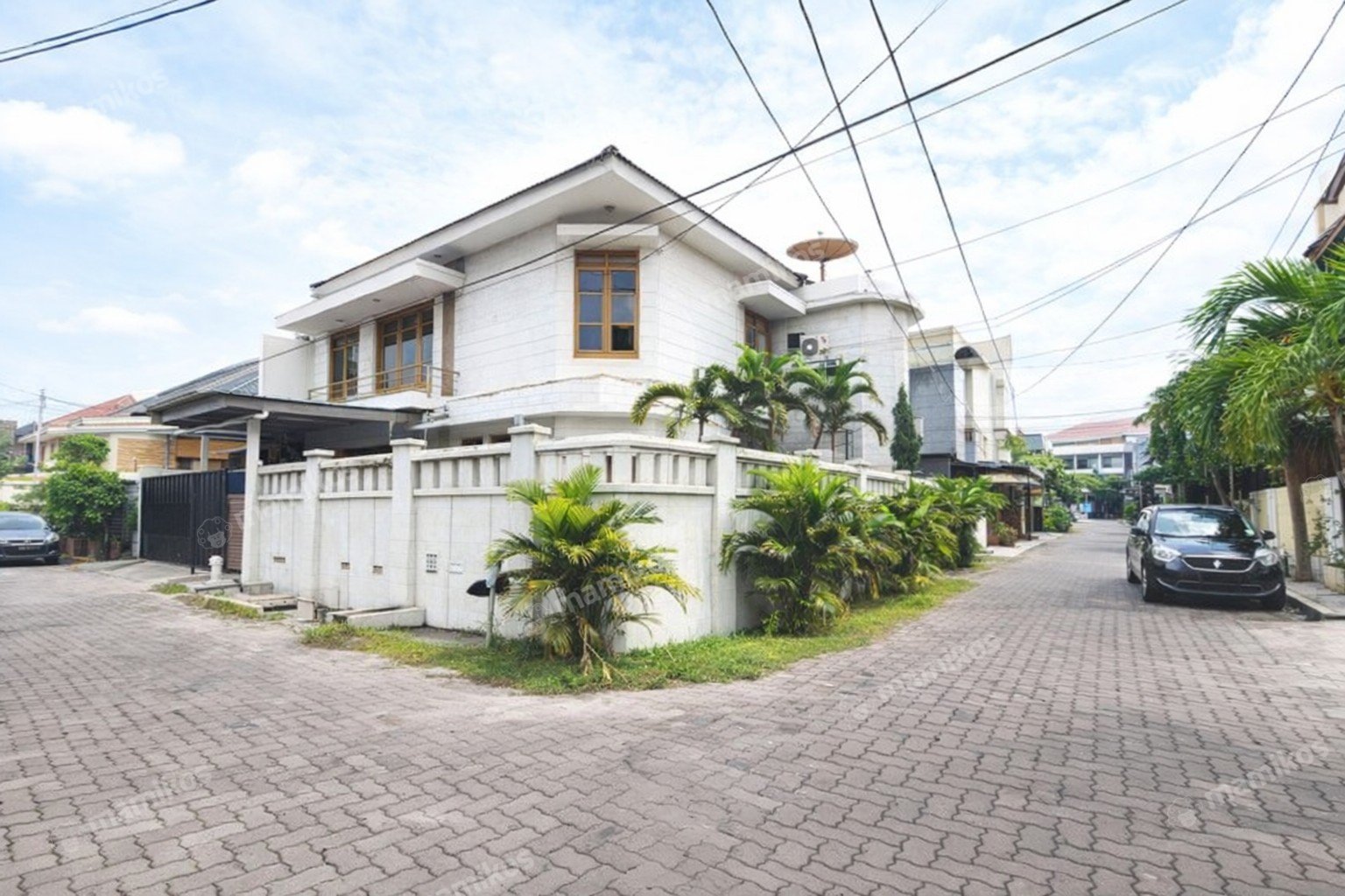 Rumah Sertifikat SHM 4 Kamar Tidur 4 Kamar Mandi Sunter Jakarta Utara