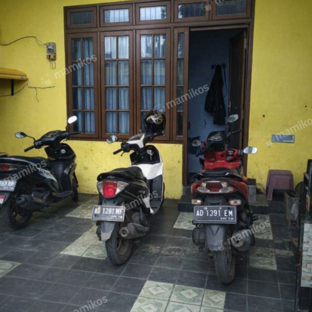 Rumah Sertifikat SHM 21 Kamar Tidur 21 Kamar Mandi Cawang Jakarta Timur - Photo 3