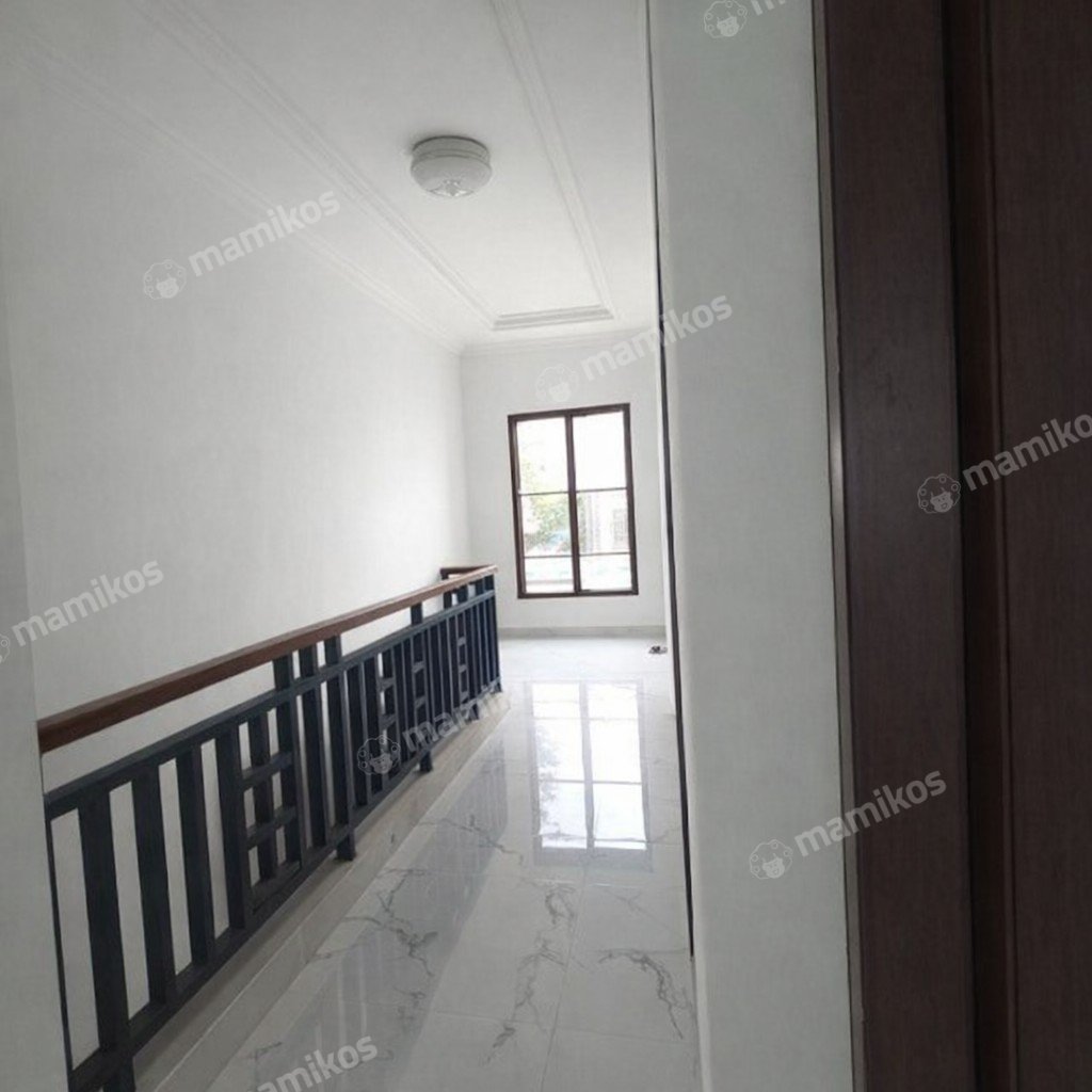 Rumah Sertifikat SHM 4 Kamar Tidur 3 Kamar Mandi Pondok Bambu Jakarta Timur - Photo 5