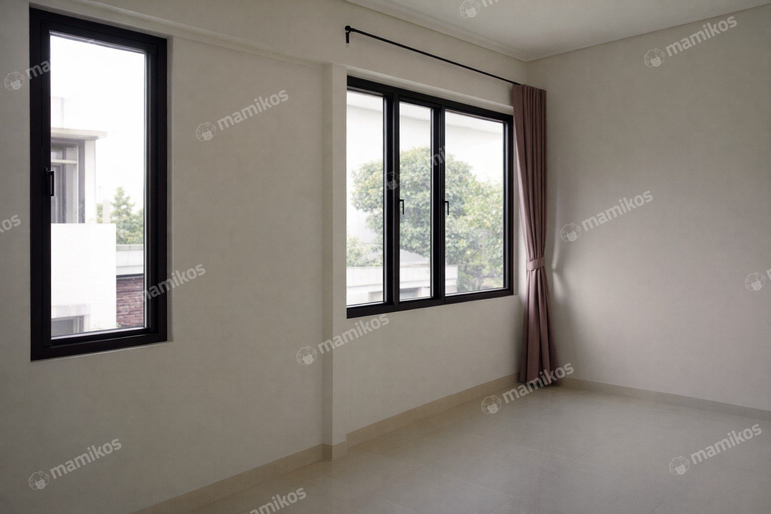 Rumah Sertifikat SHM 3 Kamar Tidur 3 Kamar Mandi Sunter Jakarta Utara - Photo 3