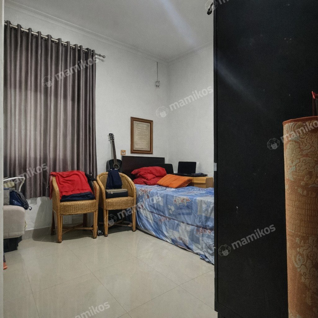 Rumah Sertifikat SHM 3 Kamar Tidur 2 Kamar Mandi Kalisari Jakarta Timur - Photo 5