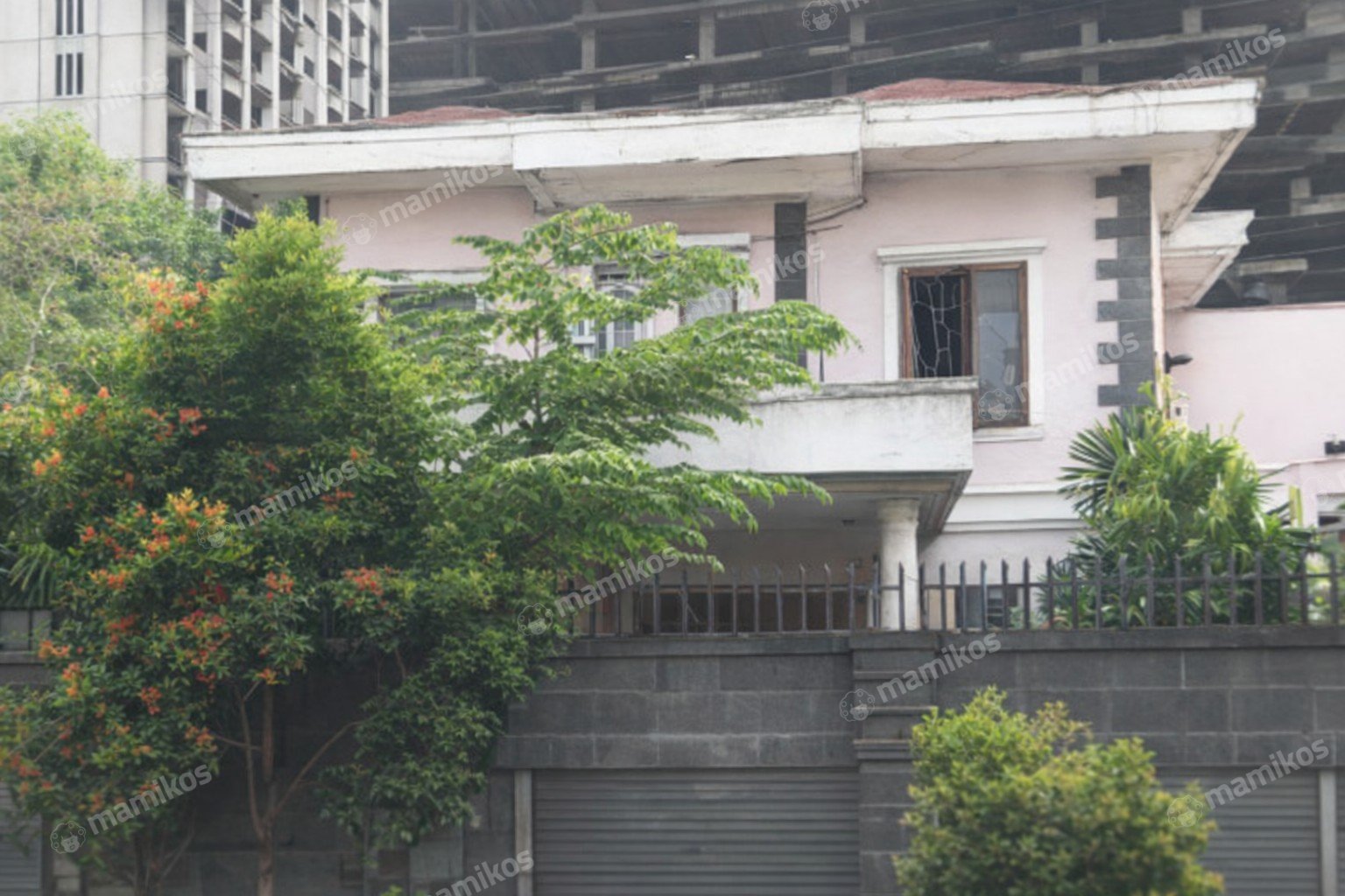 Rumah Sertifikat SHM 1 Lantai Kebon Jeruk Jakarta Barat