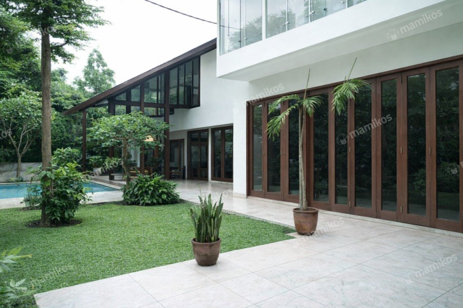 Rumah Sertifikat SHM 5 Kamar Tidur 4 Kamar Mandi Kemang Jakarta Selatan - Photo 2