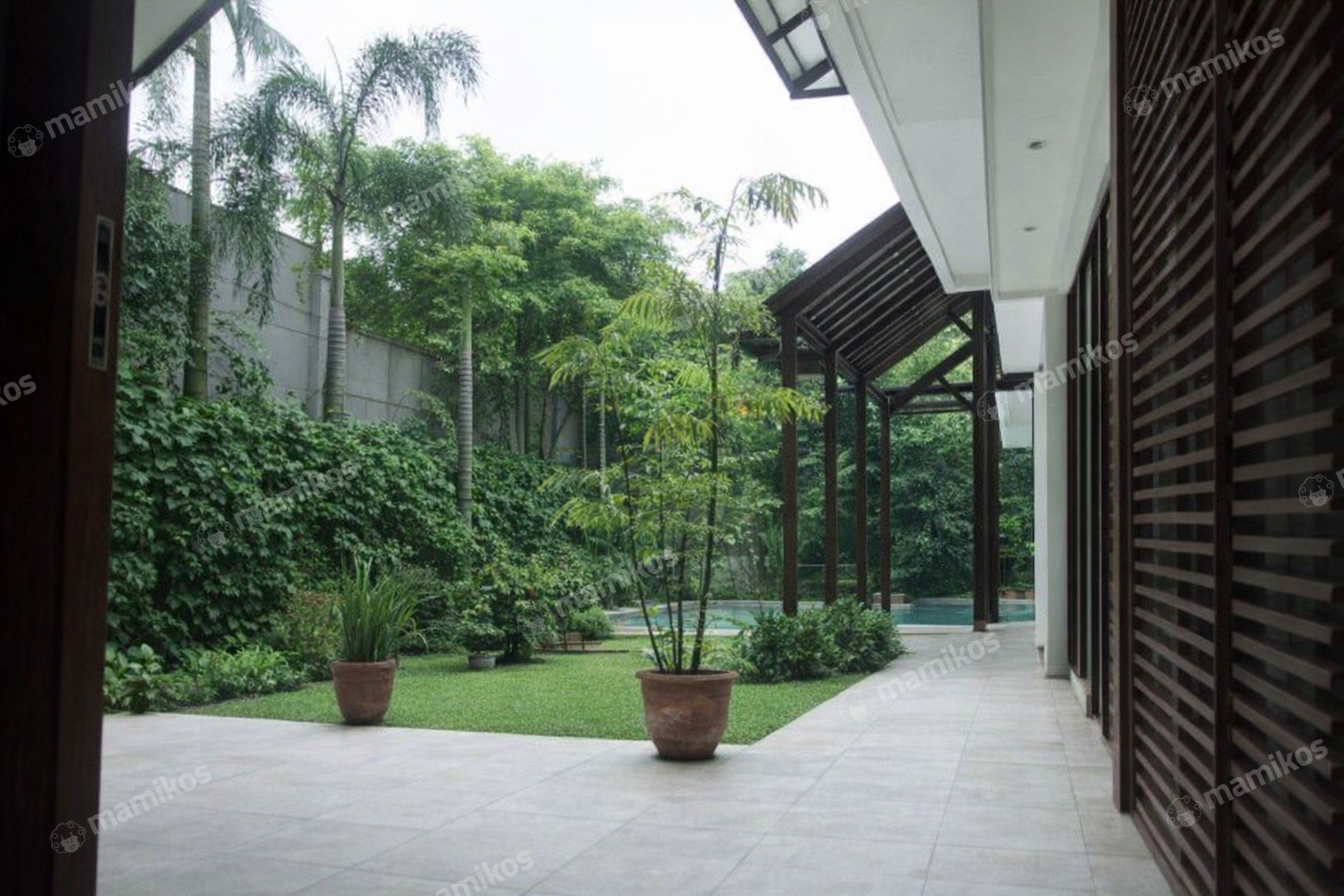 Rumah Sertifikat SHM 5 Kamar Tidur 4 Kamar Mandi Kemang Jakarta Selatan - Photo 3