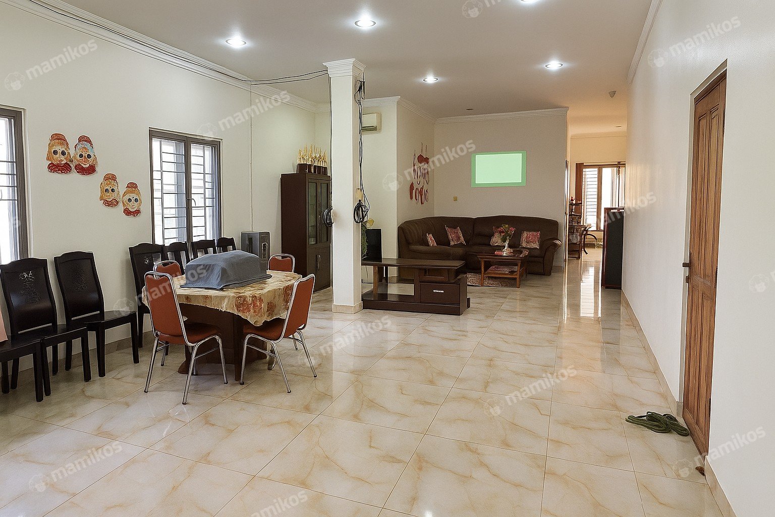 Rumah Sertifikat SHM 4 Kamar Tidur 3 Kamar Mandi Duri Kepa Jakarta Barat