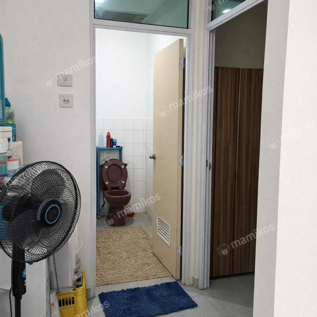 Rumah Sertifikat SHM 2 Kamar Tidur 1 Kamar Mandi Pegadungan Jakarta Barat - Photo 2