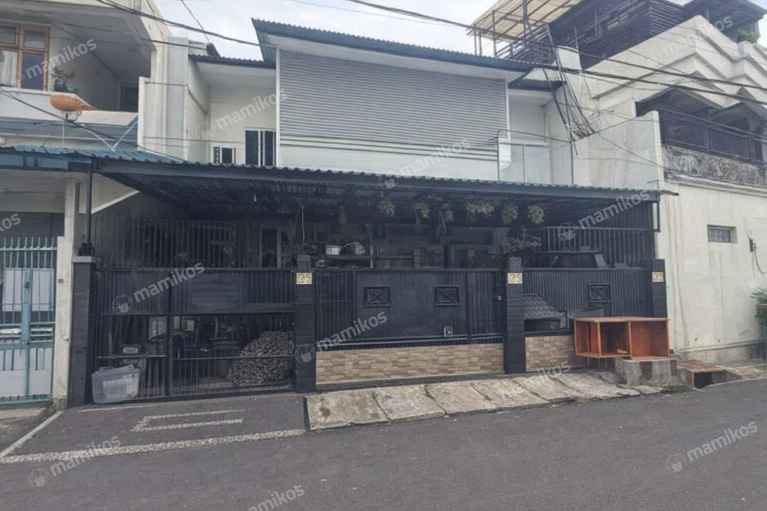 Rumah 4KT 4KM Tomang Jakarta Barat