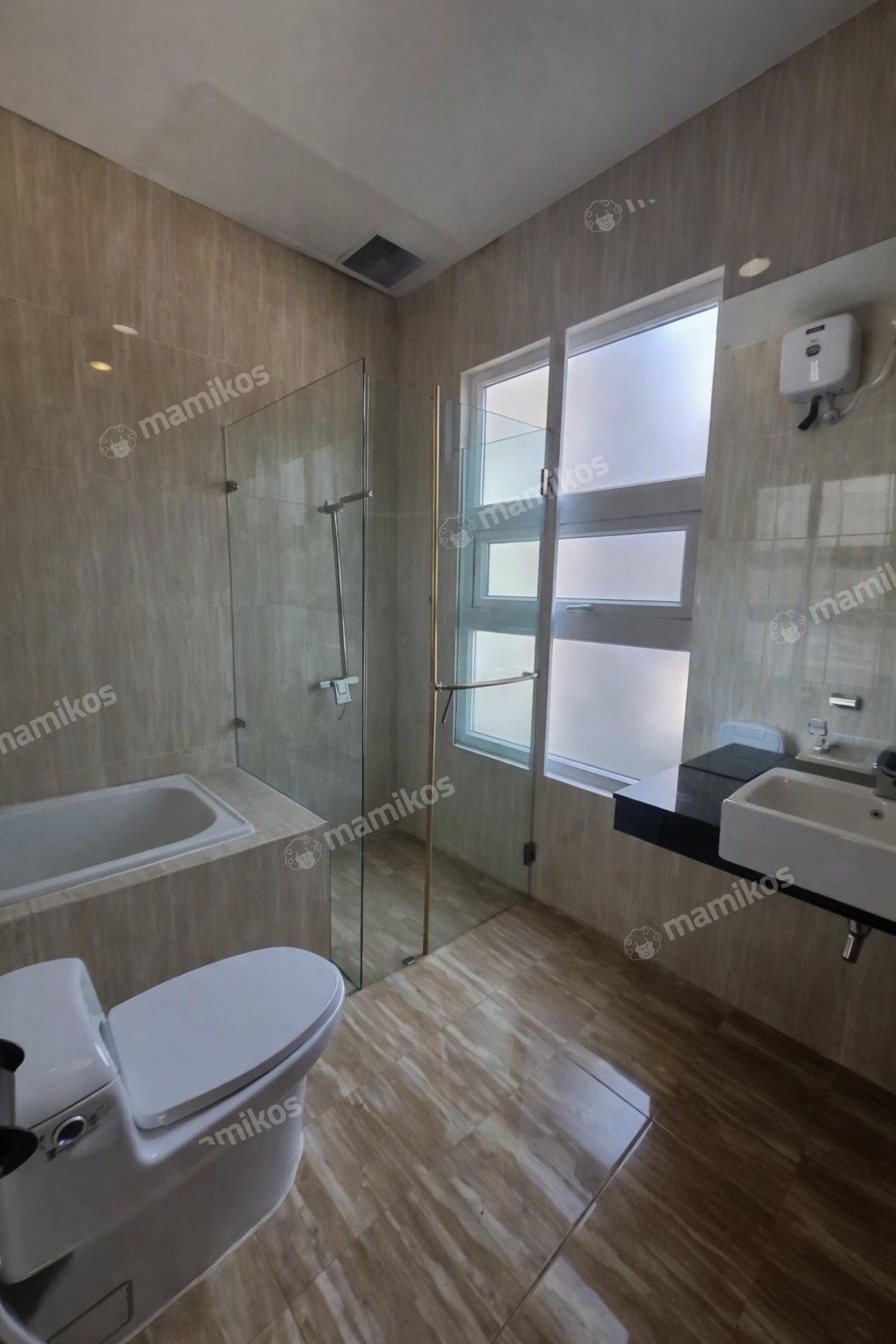 Rumah Sertifikat SHM 3 Kamar Tidur 3 Kamar Mandi Taman Grisenda Jakarta Utara - Photo 2