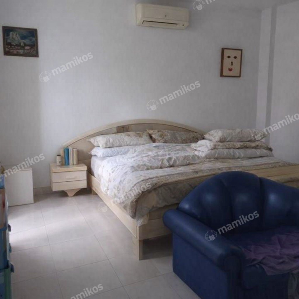 Rumah Sertifikat SHM 6 Kamar Tidur 5 Kamar Mandi Taman Ratu Jakarta Barat - Photo 4