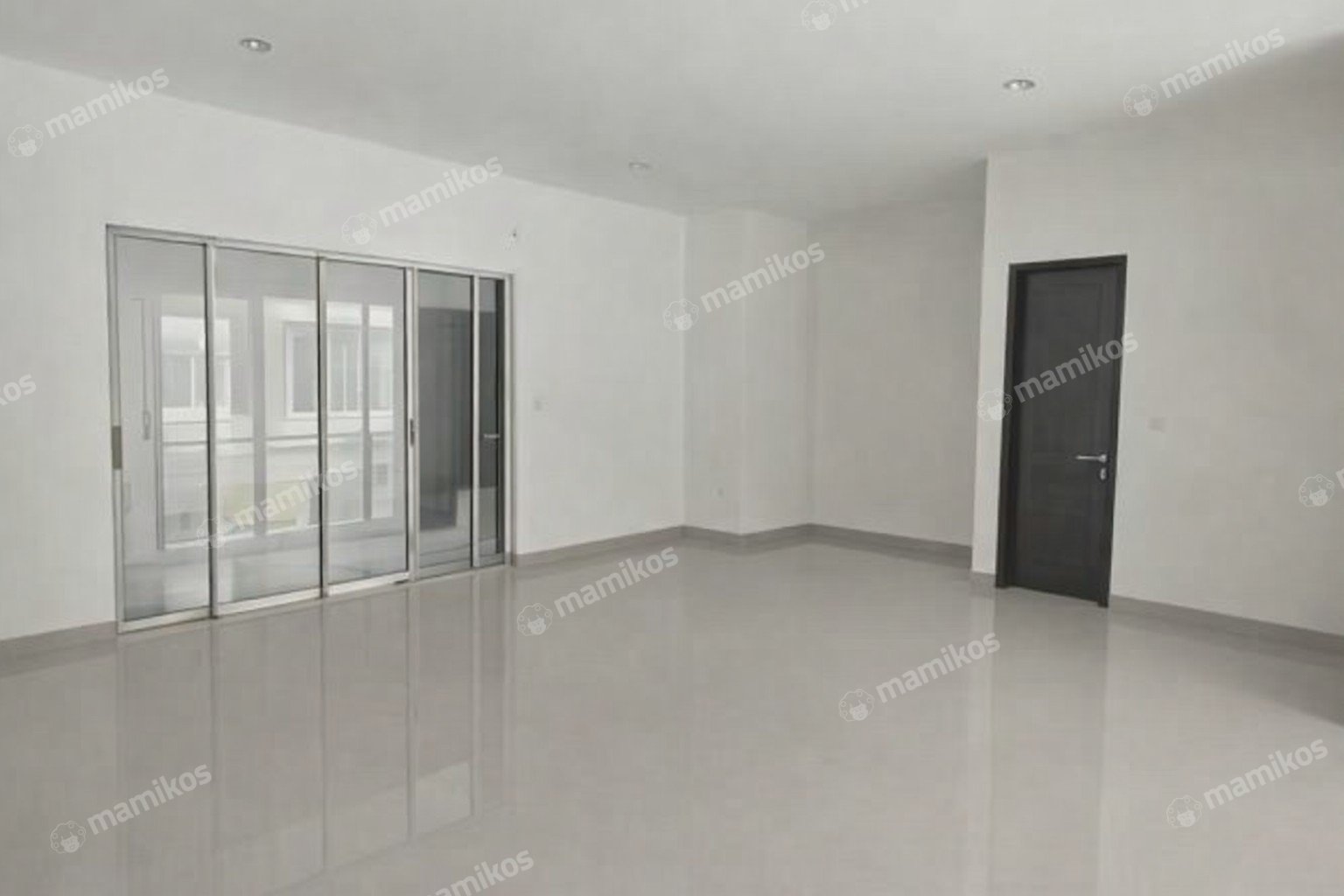 Rumah Sertifikat SHM 4 Kamar Tidur 4 Kamar Mandi Pantai Indah Kapuk 2 Jakarta Utara - Photo 3