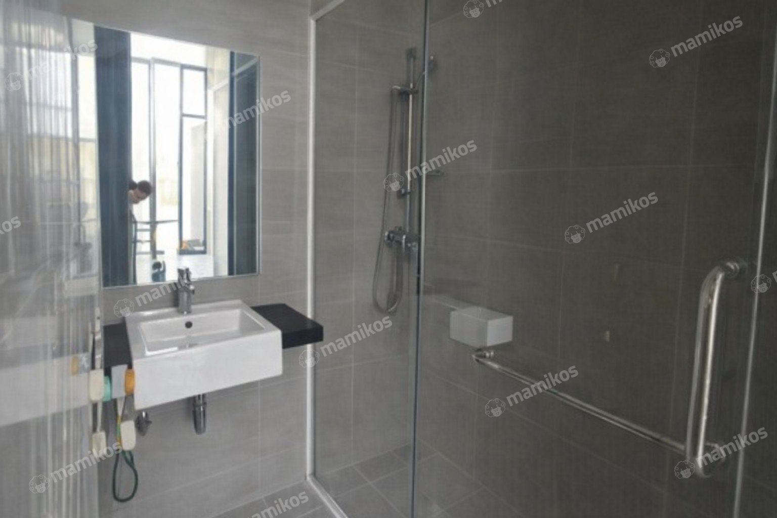 Rumah Sertifikat SHM 4 Kamar Tidur 4 Kamar Mandi Pantai Indah Kapuk 2 Jakarta Utara - Photo 5