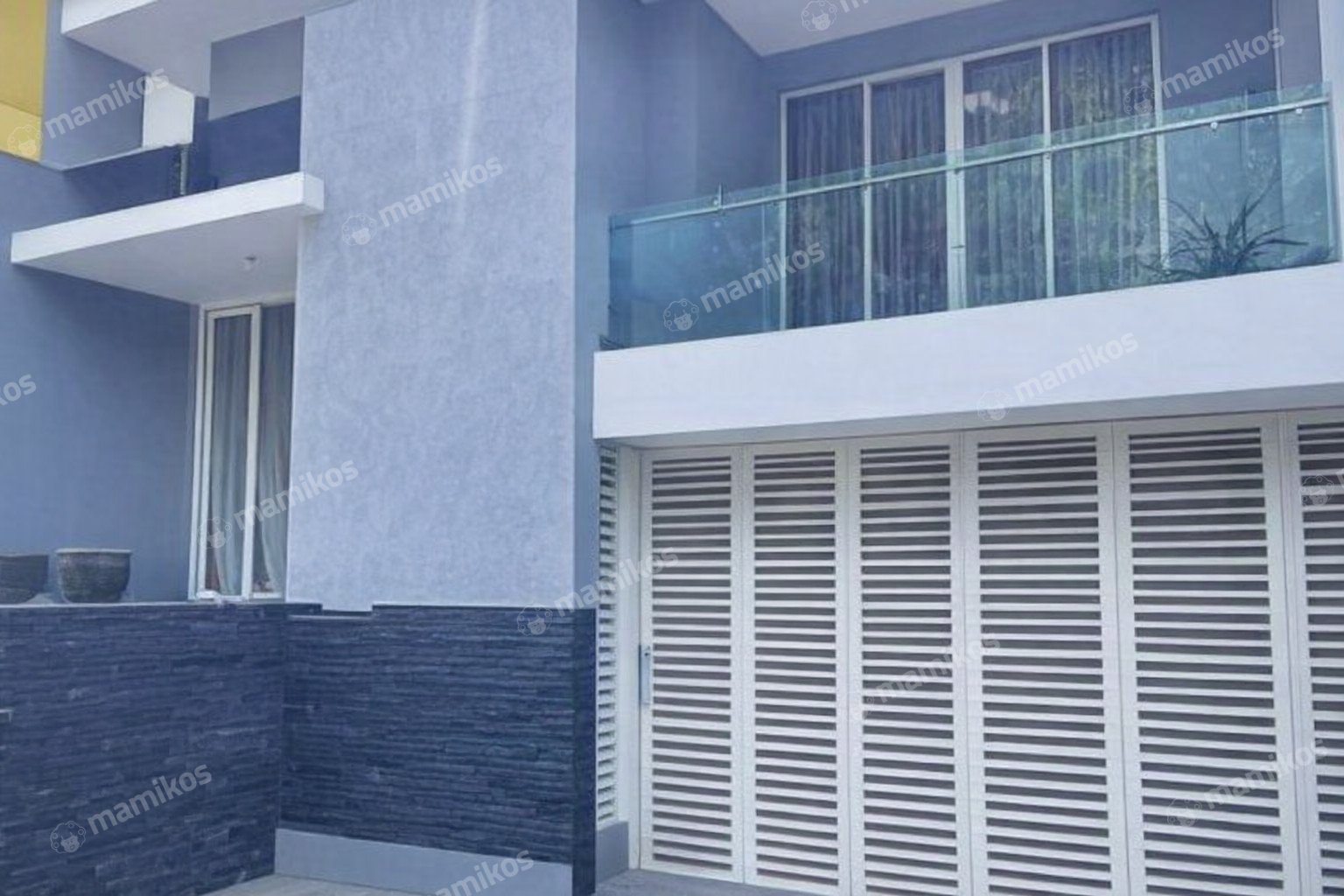 Rumah Sertifikat SHM 5 Kamar Tidur 3 Kamar Mandi Citra Garden Jakarta Barat