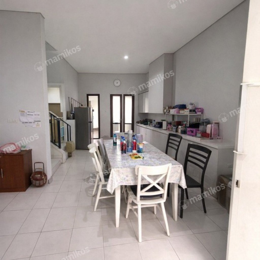 Rumah Sertifikat SHM 3 Kamar Tidur 2 Kamar Mandi Jakarta Garden City Jakarta Timur - Photo 2