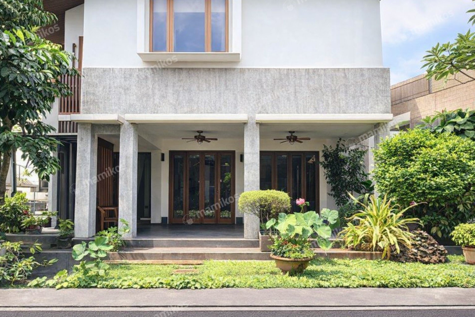 Rumah Sertifikat SHM 7 Kamar Tidur 7 Kamar Mandi Pondok Indah Jakarta Selatan